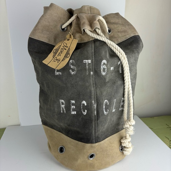 Mona B /RECYCLA Up-cycled heavy canvas rucksack/duffle bag-NWT - Picture 15 of 15
